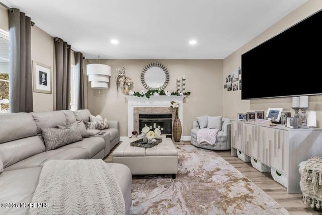 34 Butternut Lane, Bayville, NJ 08721
