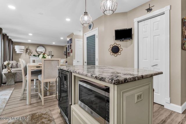 34 Butternut Lane, Bayville, NJ 08721