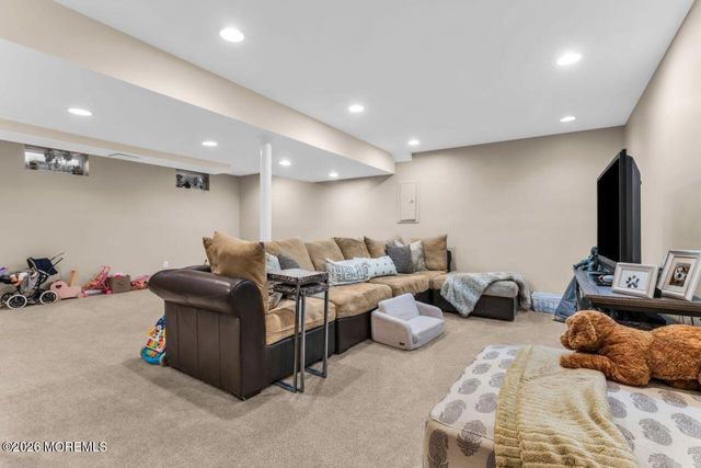 34 Butternut Lane, Bayville, NJ 08721