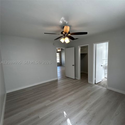 2416 SE 2nd St 1, Pompano Beach, FL 33062