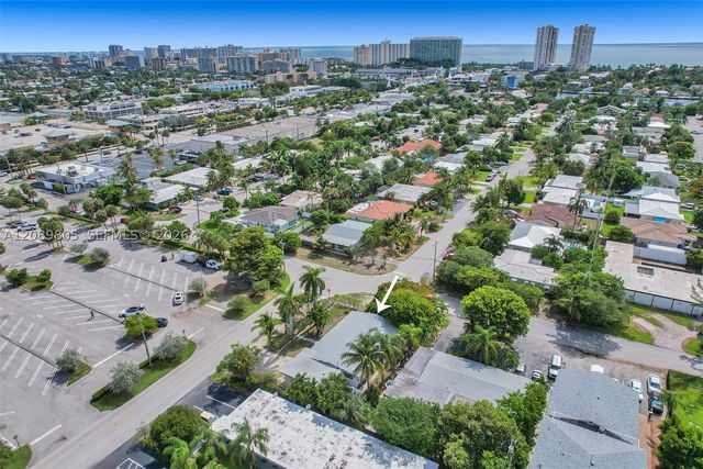 2416 SE 2nd St 1, Pompano Beach, FL 33062