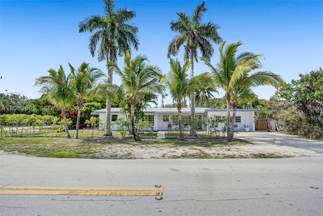 2416 SE 2nd St 1, Pompano Beach, FL 33062