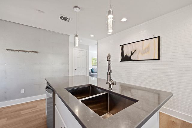 1171 Nickols Ave 1, Austin, TX 78721