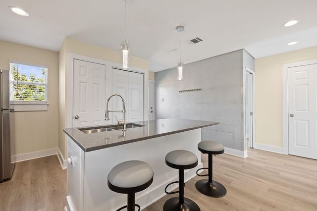 1171 Nickols Ave 1, Austin, TX 78721