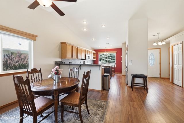 2064 W Normandie LN, Coeur D'alene, ID 83815