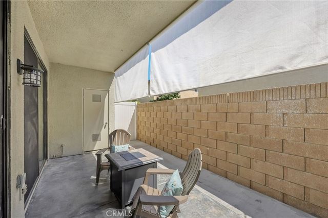 17702 Sergio Circle 102, Huntington Beach, CA 92647