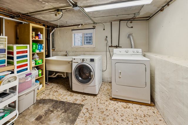 4917 N Kilbourn Avenue, Chicago, IL 60630