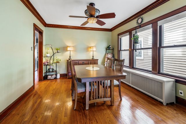 4917 N Kilbourn Avenue, Chicago, IL 60630