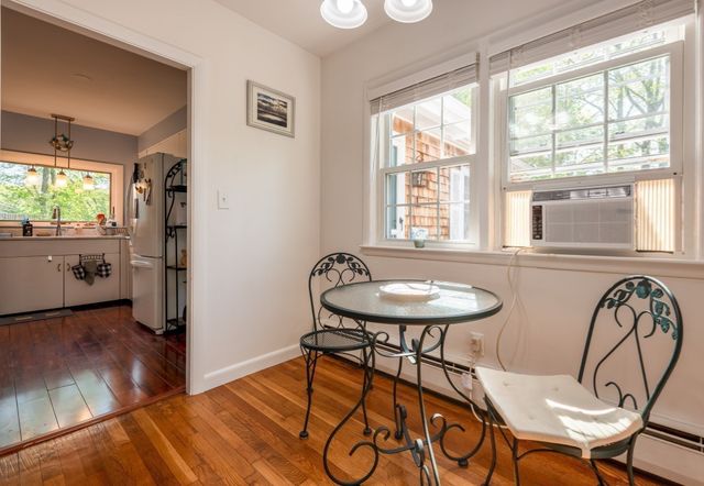 3 Marthas Ln, Rockport, MA 01966