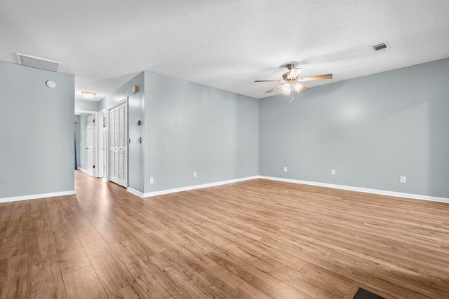 208 Greencastle Drive, Goose Creek, SC 29445