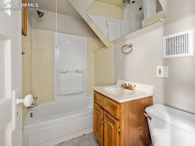 1109 E 8th Street, Pueblo, CO 81001