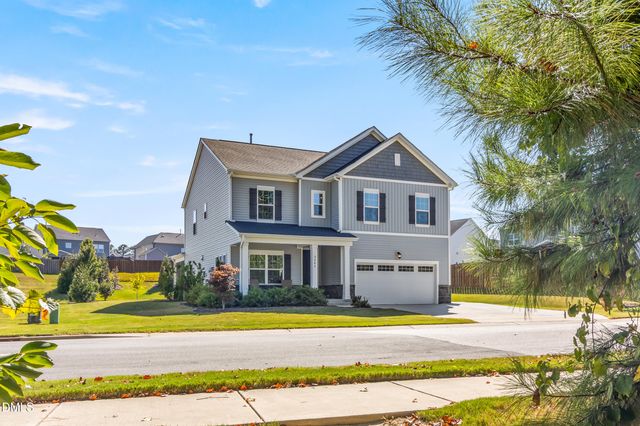 2206 Montebell View Drive, Fuquay Varina, NC 27526