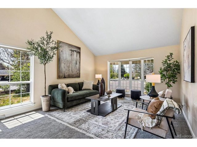8306 E Jamison Cir, Centennial, CO 80112