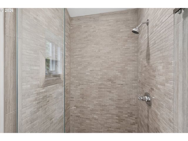 3127 Ne MASON St, Portland, OR 97211