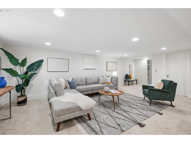 3127 Ne MASON St, Portland, OR 97211
