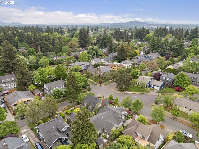 3127 Ne MASON St, Portland, OR 97211