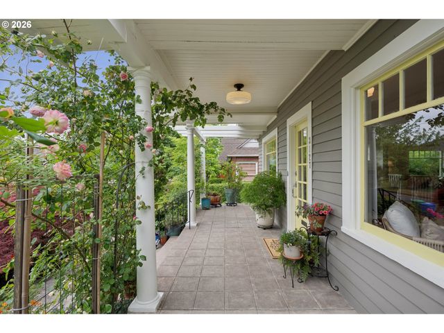 3127 Ne MASON St, Portland, OR 97211