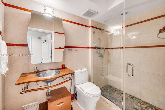 110 Washington Ave 2310, Miami Beach, FL 33139