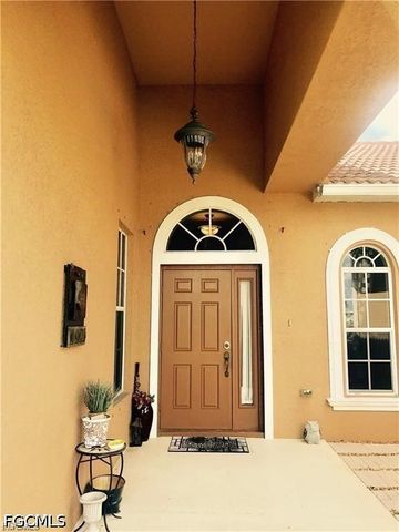 2124 Skyline BLVD, Cape Coral, FL 33991