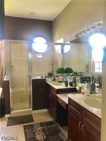 2124 Skyline BLVD, Cape Coral, FL 33991