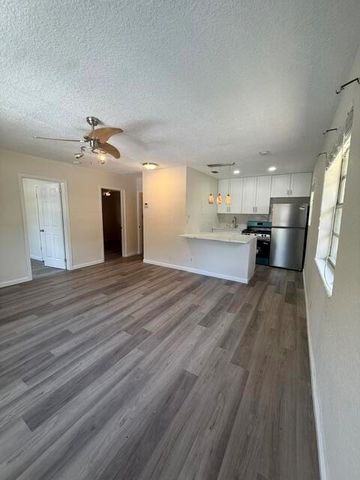712 SW 14th Avenue 1, Fort Lauderdale, FL 33312