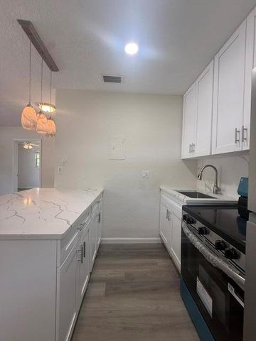 712 SW 14th Avenue 1, Fort Lauderdale, FL 33312