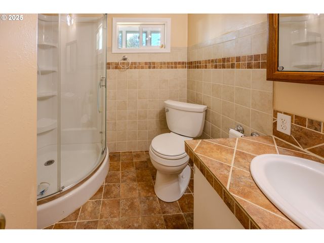 87830 TERRACE VIEW Dr, Florence, OR 97439