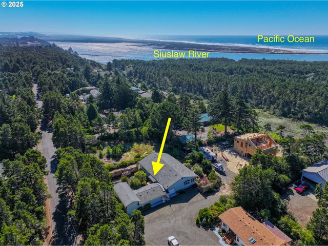 87830 TERRACE VIEW Dr, Florence, OR 97439