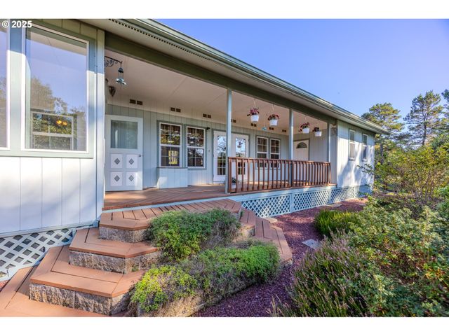 87830 TERRACE VIEW Dr, Florence, OR 97439