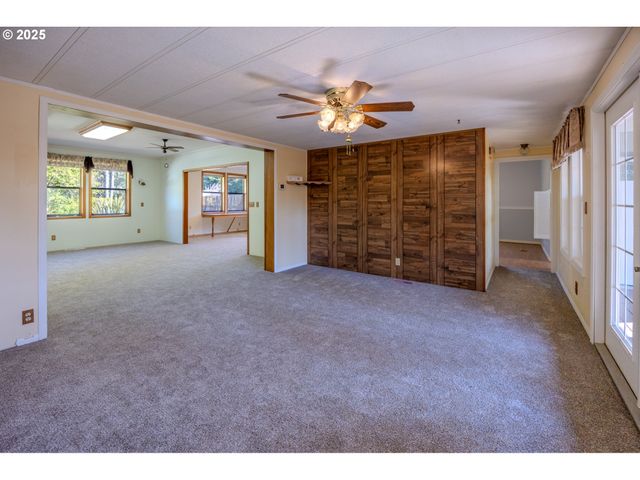 87830 TERRACE VIEW Dr, Florence, OR 97439