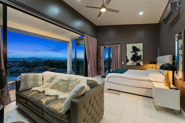 42950 Ivy Street, Murrieta, CA 92562