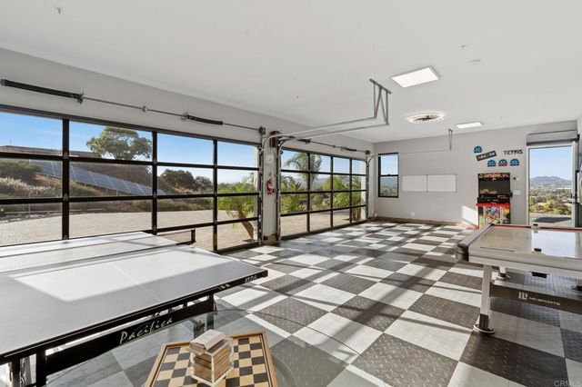 42950 Ivy Street, Murrieta, CA 92562