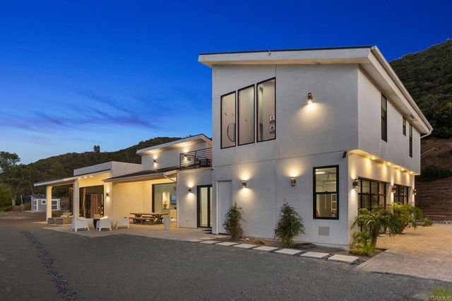 42950 Ivy Street, Murrieta, CA 92562