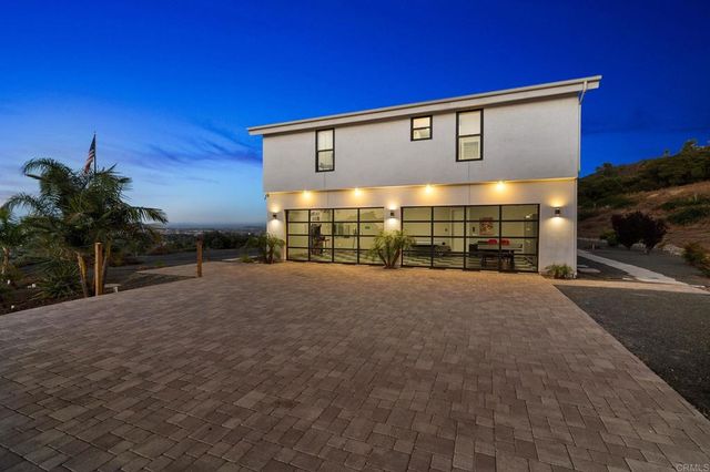42950 Ivy Street, Murrieta, CA 92562