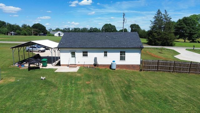 2077 Boiling Springs Hwy, Gaffney, SC 29341