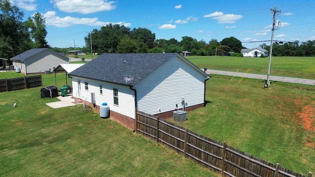 2077 Boiling Springs Hwy, Gaffney, SC 29341