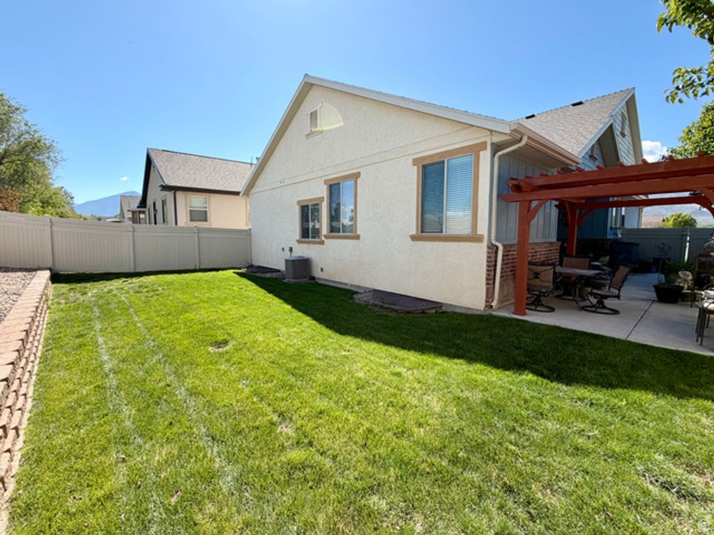 Image 20 of property listing at 1148 W 1150 S #12, Payson, UT 84651
