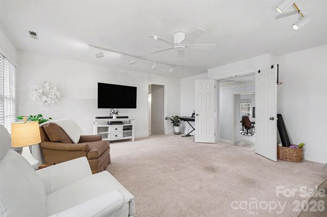 5019 Cranston Court, Charlotte, NC 28277