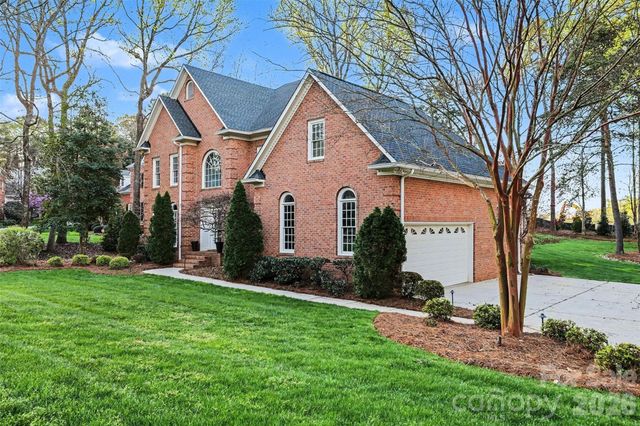 5019 Cranston Court, Charlotte, NC 28277