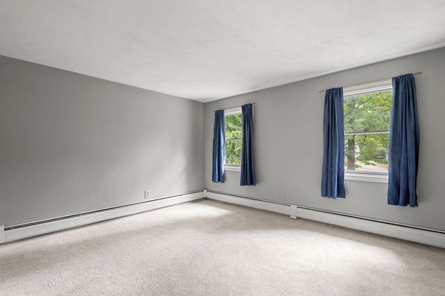 1 Nottingham Dr, Raynham, MA 02767