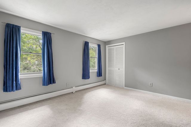 1 Nottingham Dr, Raynham, MA 02767