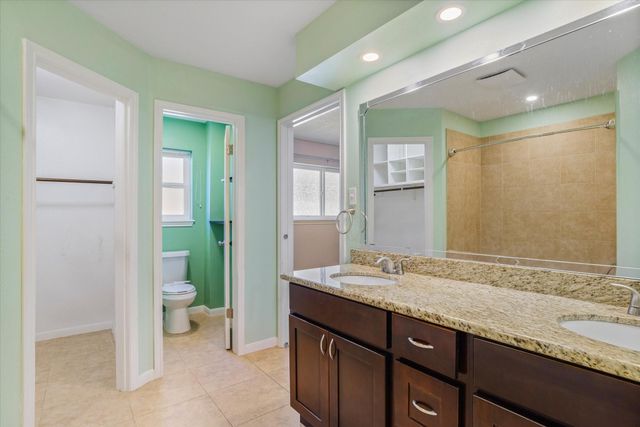 4905 Woodway Avenue, Rosenberg, TX 77471