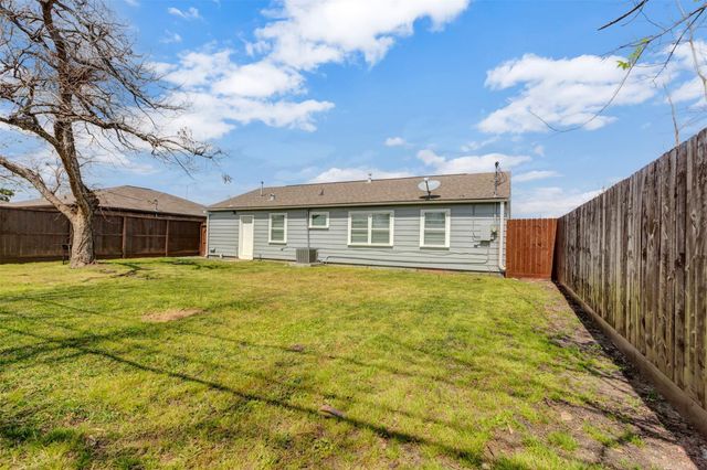 4826 Airport Boulevard, Houston, TX 77048