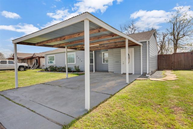 4826 Airport Boulevard, Houston, TX 77048