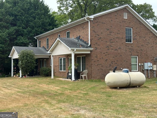 407 High Falls Road, Jackson, GA 30233