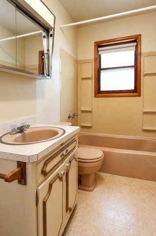 301 W Wilson Street, Hebron, IN 46341