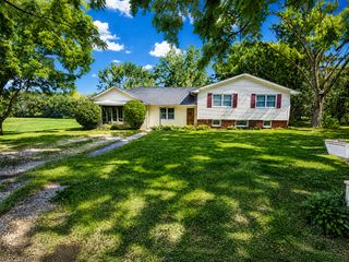 301 W Wilson Street, Hebron, IN 46341