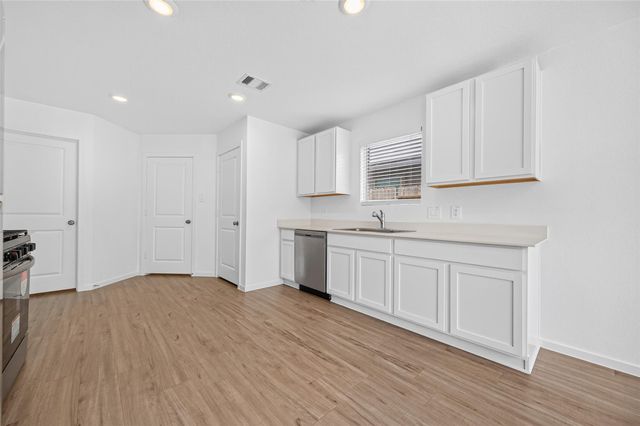 17938 Becker Landing Drive, Hockley, TX 77447