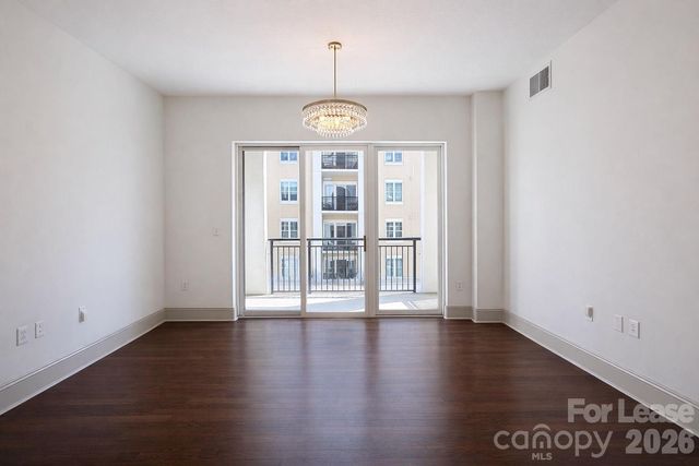 4620 Piedmont Row Drive, Charlotte, NC 28210