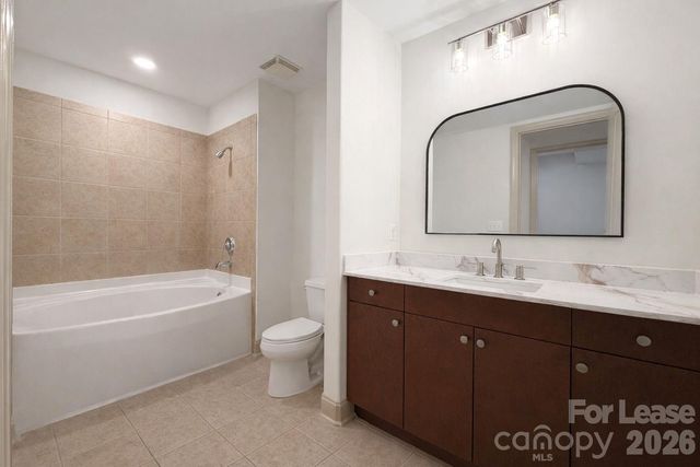 4620 Piedmont Row Drive, Charlotte, NC 28210